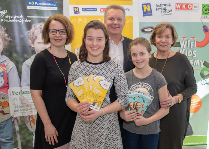 kinder-business-week